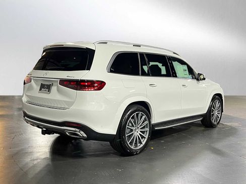 New 2025 Mercedes-Benz GLS 580 4MATIC image 3