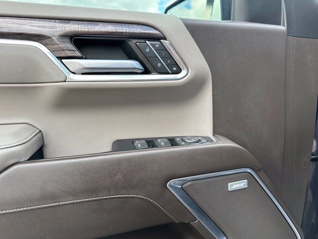 Used 2022 Chevrolet Silverado 1500 LTZ AWD/4WD image 30