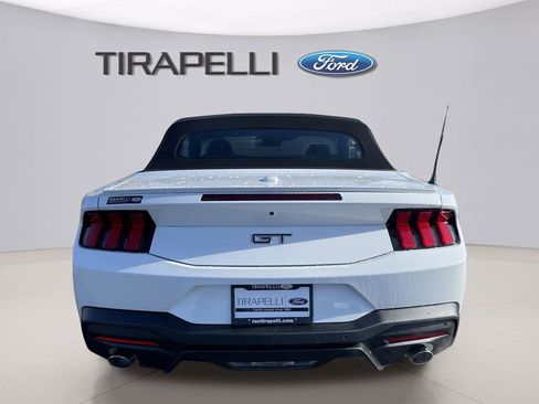 Used 2024 Ford Mustang GT Premium image 9