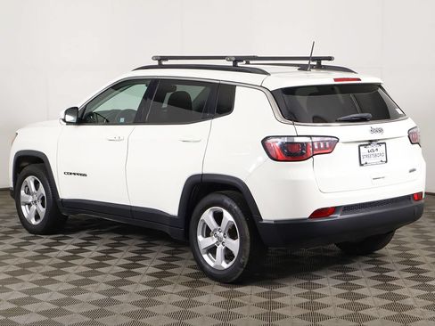 Used 2019 Jeep Compass Latitude FWD image 6