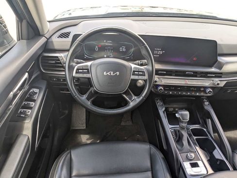 Certified 2025 Kia Telluride S FWD image 20