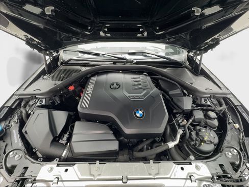 Used 2023 BMW 330i Sedan w/ Premium Package RWD image 18