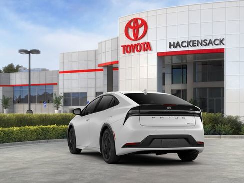 New 2026 Toyota Prius Plug-In Hybrid FWD image 7