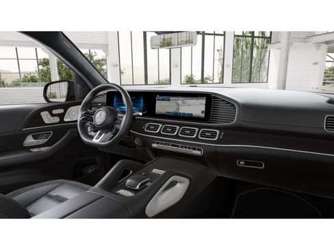 New 2026 Mercedes-Benz GLS 63 AMG 4MATIC image 7