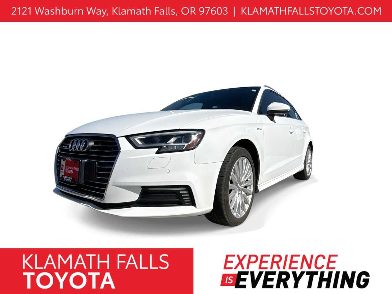 Used 2018 Audi A3 e-tron Premium Plus w/ Premium Plus Package FWD image 1