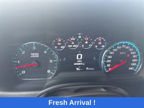 Used 2017 GMC Yukon SLT RWD image 25