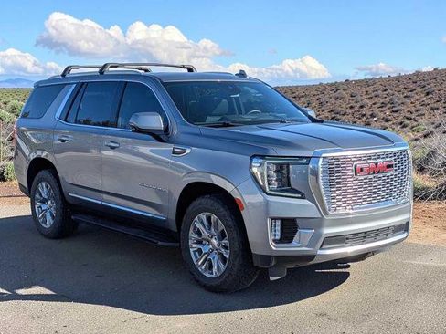 Used 2023 GMC Yukon Denali AWD/4WD image 8