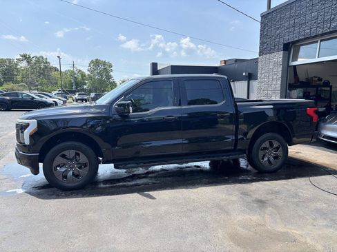 Used 2024 Ford F150 Lightning Lariat AWD/4WD image 6
