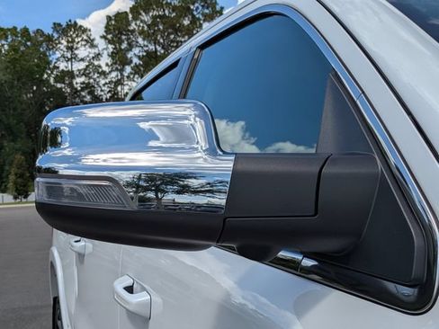 Used 2026 RAM 1500 Limited AWD/4WD image 12