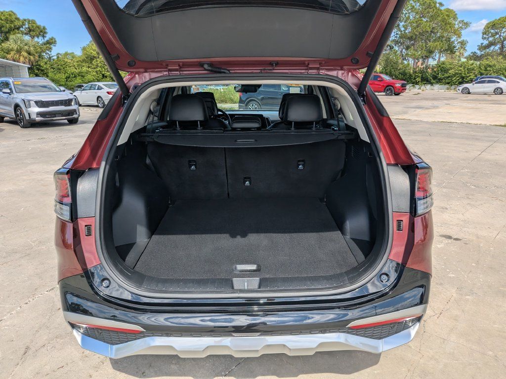 Used 2024 Kia Sportage SX FWD image 12