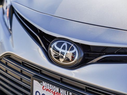 Used 2023 Toyota Camry LE image 6