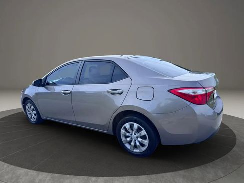 Used 2015 Toyota Corolla LE FWD image 5