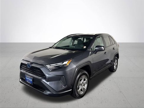 Used 2024 Toyota RAV4 LE image 2