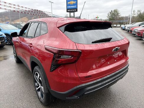 New 2026 Chevrolet Trax RS image 6