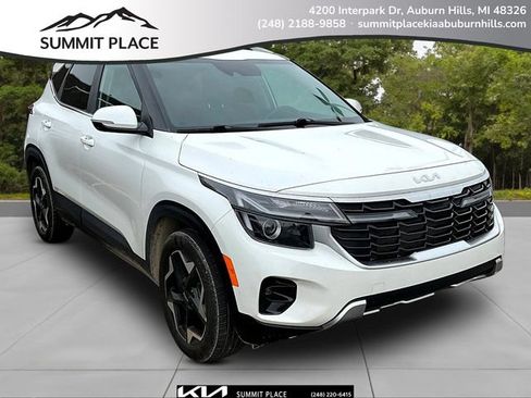 Certified 2024 Kia Seltos EX FWD image 1