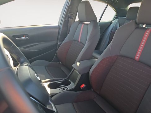 Certified 2026 Toyota Corolla SE w/ SE Package FWD image 9