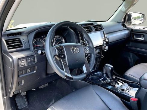 Used 2020 Toyota 4Runner TRD Off-Road Premium w/ Moonroof Package AWD/4WD image 12