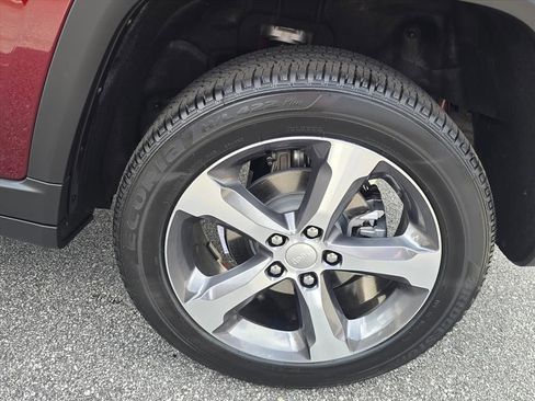 New 2026 Jeep Grand Cherokee Limited image 7