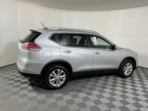 Used 2015 Nissan Rogue SV image 20