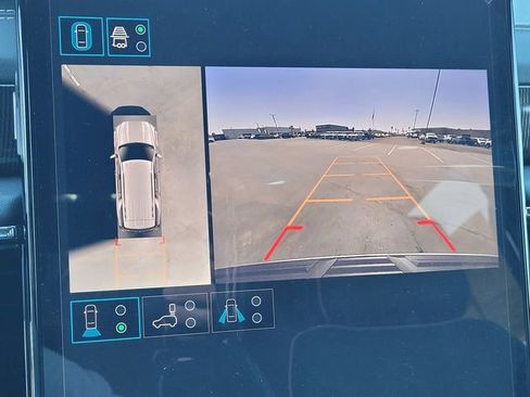 New 2026 GMC Yukon Elevation image 8