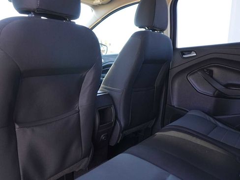 Used 2015 Ford Escape SE image 13