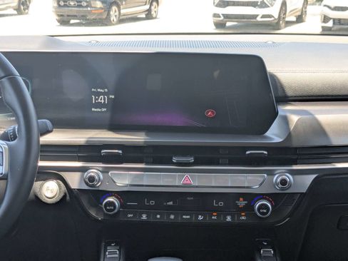 Certified 2025 Kia Telluride S AWD/4WD image 23