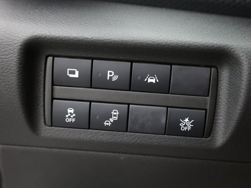 Used 2021 Nissan Kicks S FWD image 15