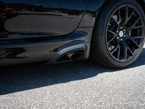 Used 2014 SRT Viper SRT-10 w/ Advanced Aerodynamics Package RWD image 19