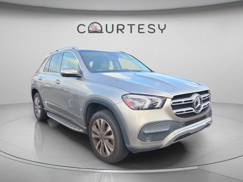 Used 2022 Mercedes-Benz GLE 350 image 3
