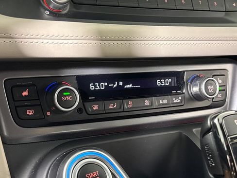Used 2014 BMW i8 AWD/4WD image 38