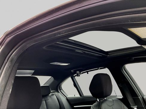 Used 2016 BMW 340i xDrive Sedan image 27