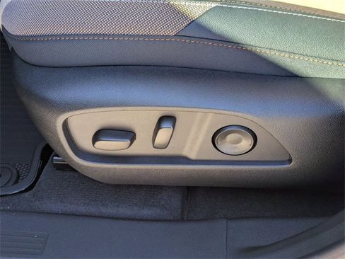 New 2026 Chevrolet Equinox ACTIV w/ Convenience Package III image 11