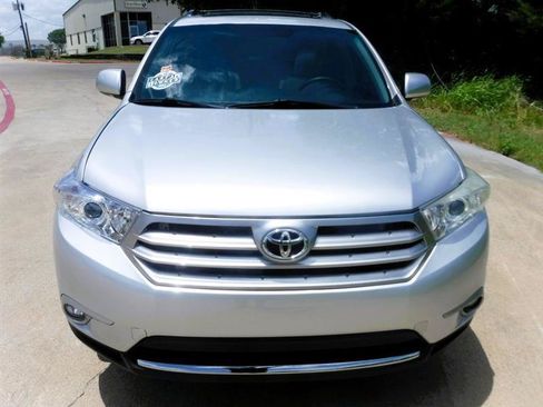 Used 2013 Toyota Highlander Limited FWD image 12