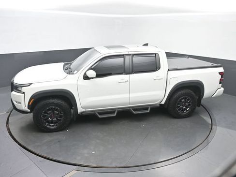 Used 2022 Nissan Frontier PRO-4X w/ Off-Road Protection Package AWD/4WD image 37