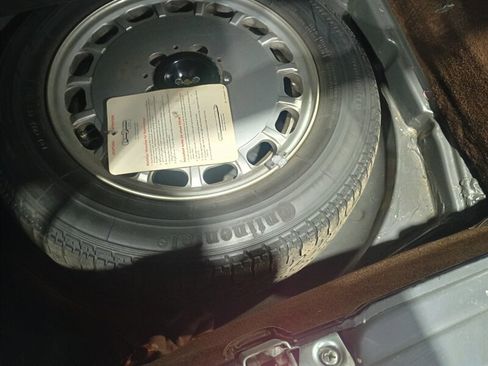 Used 1987 Mercedes-Benz 560 SL image 57