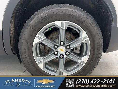 Used 2023 Chevrolet Blazer LT w/ Driver Confidence Package image 18