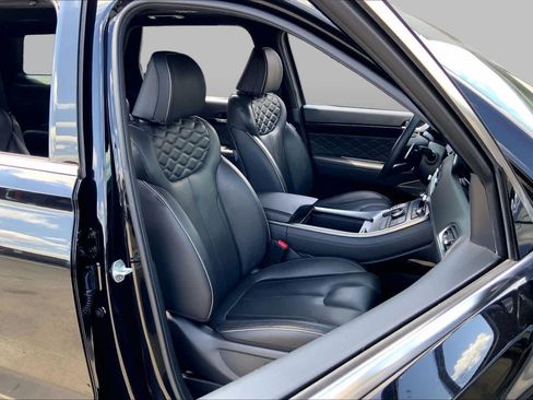 Used 2022 Hyundai Palisade Calligraphy w/ Cargo Package FWD image 9