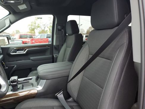 New 2026 GMC Sierra 1500 Elevation w/ Preferred Package AWD/4WD image 17