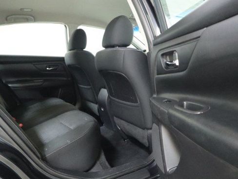 Used 2018 Nissan Altima 2.5 S w/ S Convenience Package FWD image 11