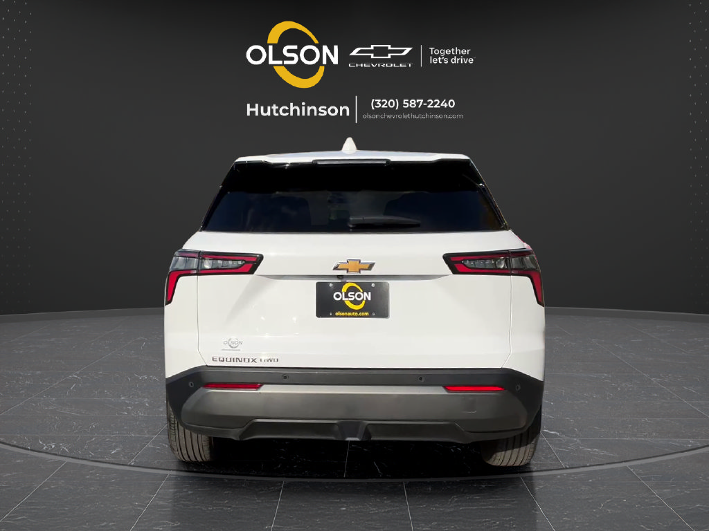 Used 2026 Chevrolet Equinox LT AWD/4WD image 4