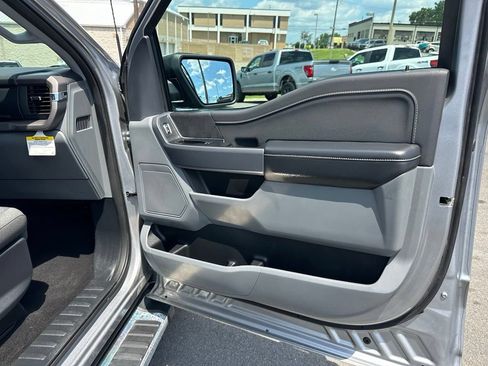 Used 2025 Ford F150 XLT w/ Equipment Group 301A Standard AWD/4WD image 17