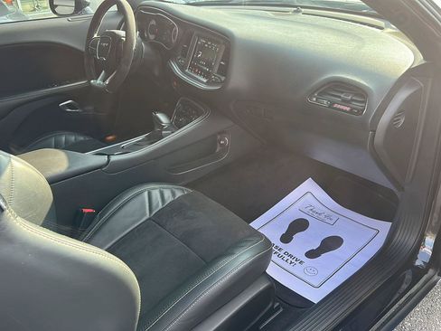 Used 2018 Dodge Challenger SRT Demon RWD image 12