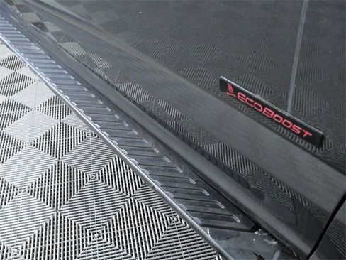 Used 2016 Ford F150 XLT w/ Equipment Group 302A Luxury image 10