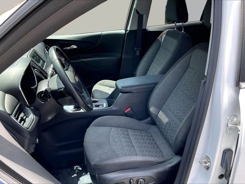 Used 2024 Chevrolet Equinox LT FWD image 24
