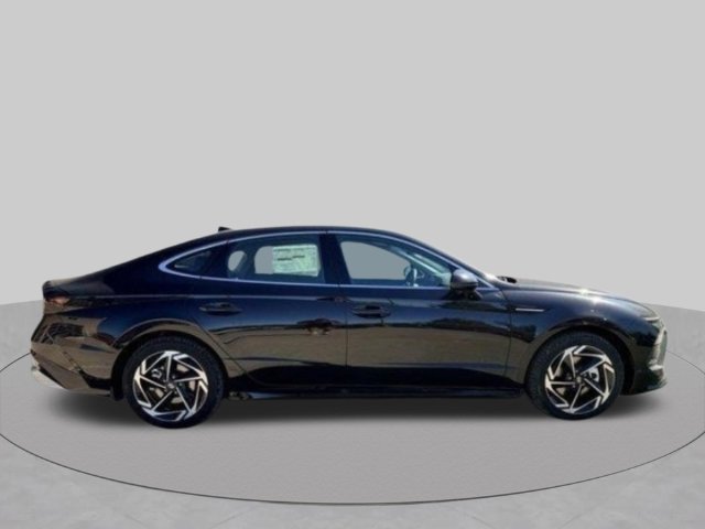 New 2026 Hyundai Sonata SEL FWD image 6
