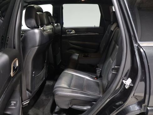 Used 2015 Jeep Grand Cherokee Overland w/ Advanced Technology Group image 20