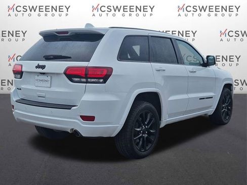 Used 2020 Jeep Grand Cherokee Altitude AWD/4WD image 5