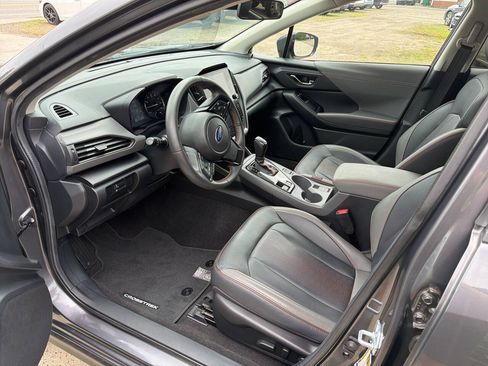 Used 2025 Subaru Crosstrek 2.5i Limited AWD/4WD image 5