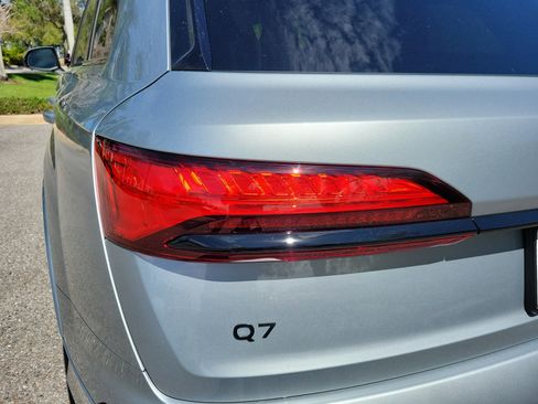 New 2026 Audi Q7 Premium Plus image 10