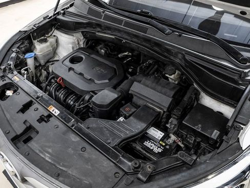 Used 2017 Hyundai Santa Fe Sport image 53